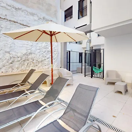 Apartment Colorful Penthouse Center 5c *